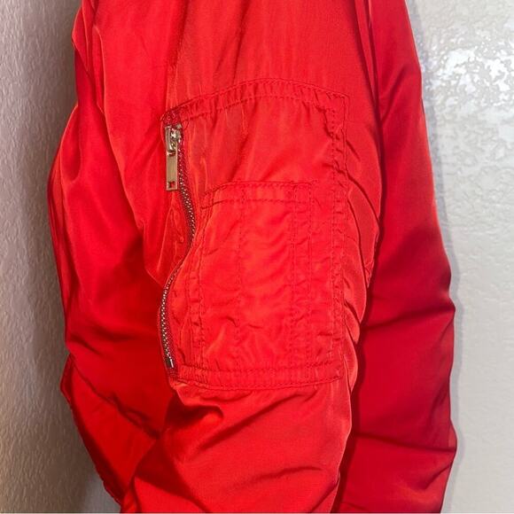 H&M jacket red utility nylon military style full zip shoulder zip SZ 2 bomber - Picture 8 of 9